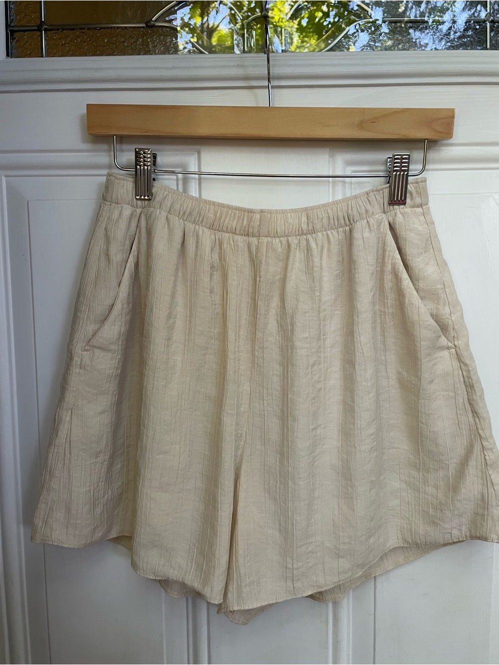 Abercrombie & Fitch Cream Linen-Blend Women’s Bermuda Shorts